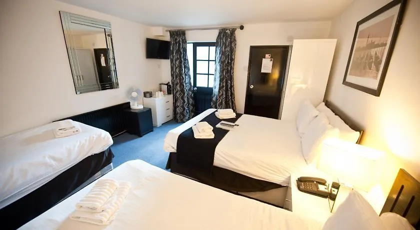 Hotel Noir York 3*,